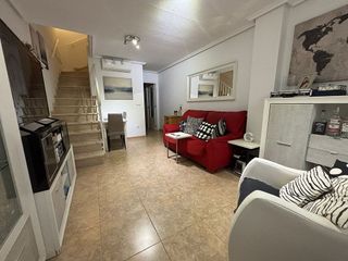 Casa adosada en venta en Torrelamata - La Mata en Torrevieja