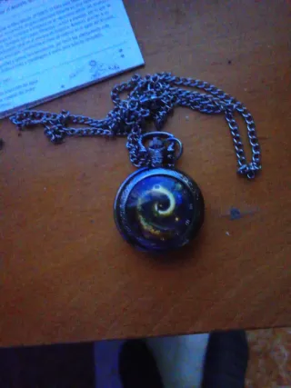 Reloj de bolsillo con cadena