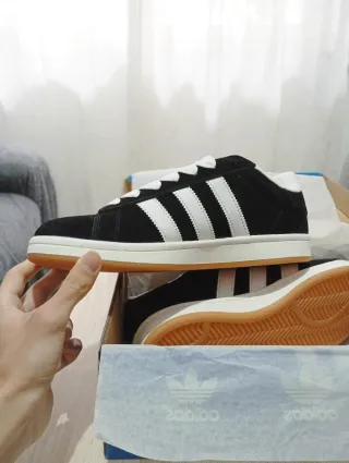 Adidas Campus Negras y Blancas