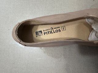 Zapatos Pitillos Beige Talla 41 Nuevos