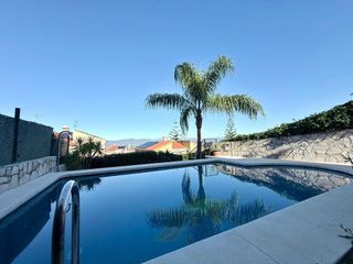 Casa pareada en venta en Manantiales - Lagar - Cortijo en Alhaurín de la Torre