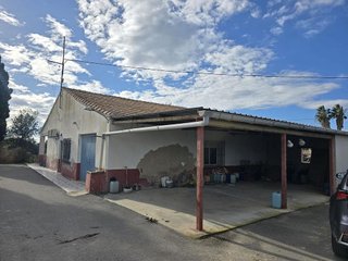 Chalet en venta en Las Bayas en Elche