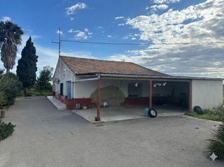 Chalet en venta en Las Bayas en Elche