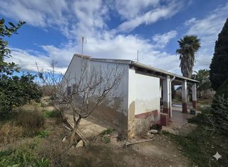 Chalet en venta en Las Bayas en Elche
