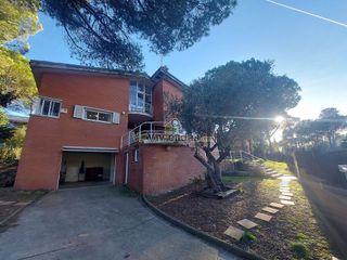 Chalet en venta en Begues
