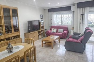 Casa adosada en venta en Esparreguera