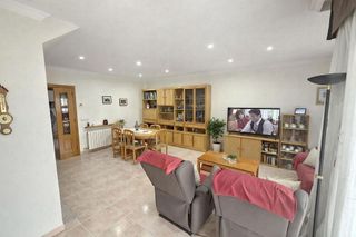 Casa adosada en venta en Esparreguera