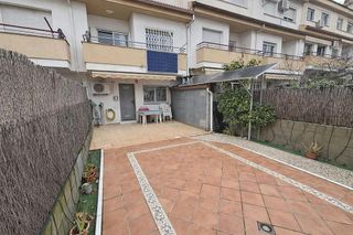 Casa adosada en venta en Esparreguera