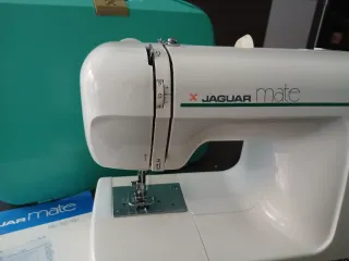 Máquina de coser Jaguar Mate 383
