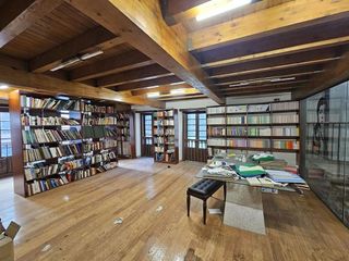 Edificio en venta en Casco Viejo en Ourense