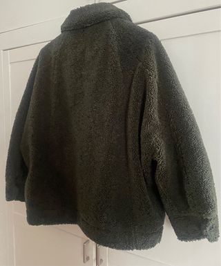 Cazadora Zara Verde Borreguito