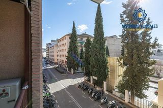 Piso en venta en Pajaritos - Plaza de Toros en Granada