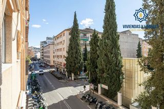 Piso en venta en Pajaritos - Plaza de Toros en Granada