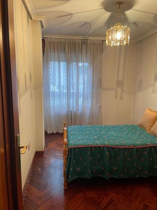 Piso en venta en Posío en Ourense