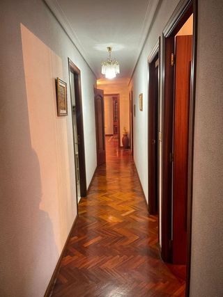 Piso en venta en Posío en Ourense