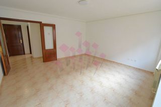 Piso en venta en Larache en Ciudad Real