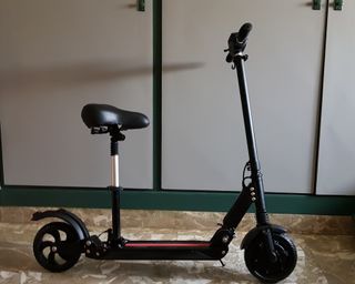 Patinete eléctrico JCB-HS10