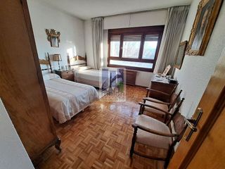 Piso en venta en Plaza España - Villa Pilar - Reyes Católicos - Vadillos en Burgos