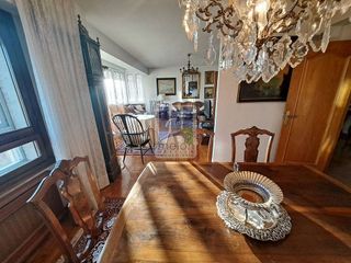 Piso en venta en Plaza España - Villa Pilar - Reyes Católicos - Vadillos en Burgos