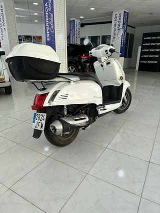 Kymco Like 125 Scooter Blanca