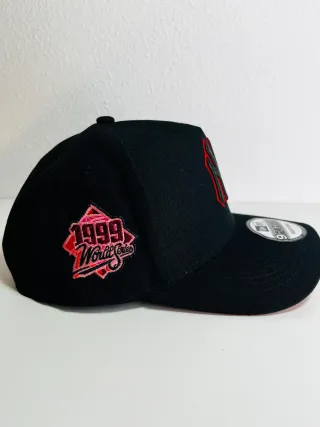 Gorra New Era 9Forty NY Yankees Negra Roja