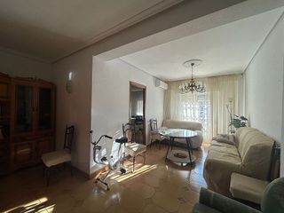 Piso en venta en Avda de Madrid - Pº de la Estación en Jaén