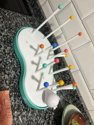 Regalo: Escurre biberones con base y varillas.