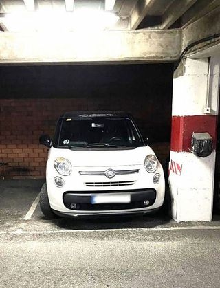 Garaje en alquiler en Centro en Gijón