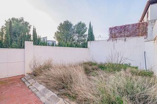 Casa pareada en venta en Albolote