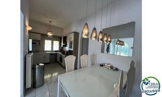 Chalet en venta en Empuriabrava en Castelló d´Empúries