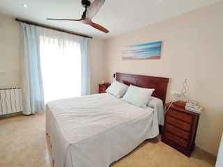 Casa adosada en venta en Tomelloso