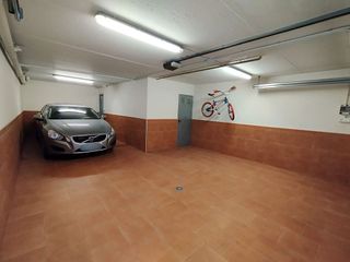 Casa adosada en venta en Tomelloso