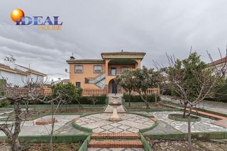 Chalet en venta en Otura