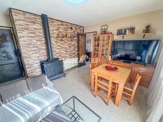 Casa en venta en Castellví de Rosanes