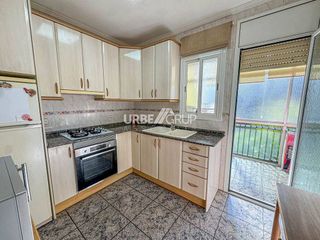 Casa en venta en Castellví de Rosanes