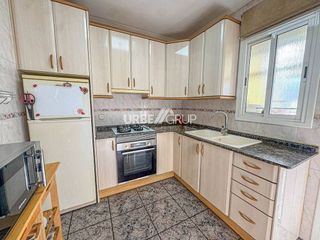 Casa en venta en Castellví de Rosanes