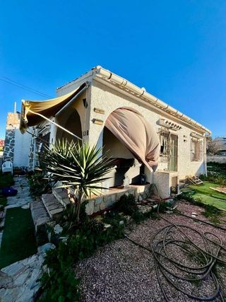 Chalet en venta en Nueva Torrevieja - Aguas Nuevas en Torrevieja