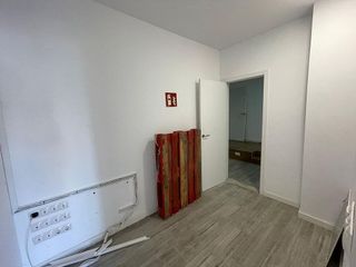 Local comercial en alquiler en Sants en Barcelona