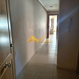 Piso en venta en Linares