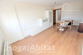 Piso en venta en Tavernes Blanques