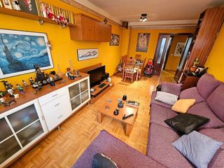 Piso en venta en La Magdalena - Versalles en Avilés