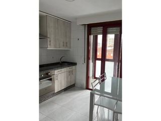 Piso en venta en Barrocanes en Ourense