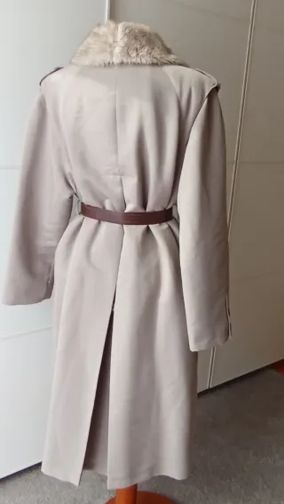 Gabardina vintage mujer. Nueva