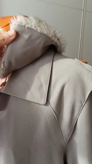 Gabardina vintage mujer. Nueva