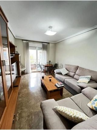 Piso en venta en Santa Cruz - Industria - Polígono Campollano en Albacete