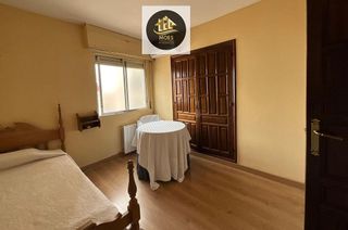 Piso en venta en Avda de Madrid - Pº de la Estación en Jaén