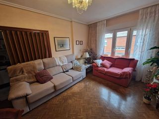 Piso en venta en Pan y Guindas en Palencia