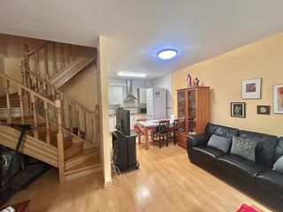 Dúplex en venta en Adurtza - Aretxabaleta en Vitoria-Gasteiz