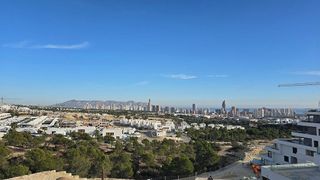 Piso en venta en Cala de Finestrat en Finestrat