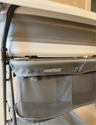 Bañera plegable Twistshake con colchón.